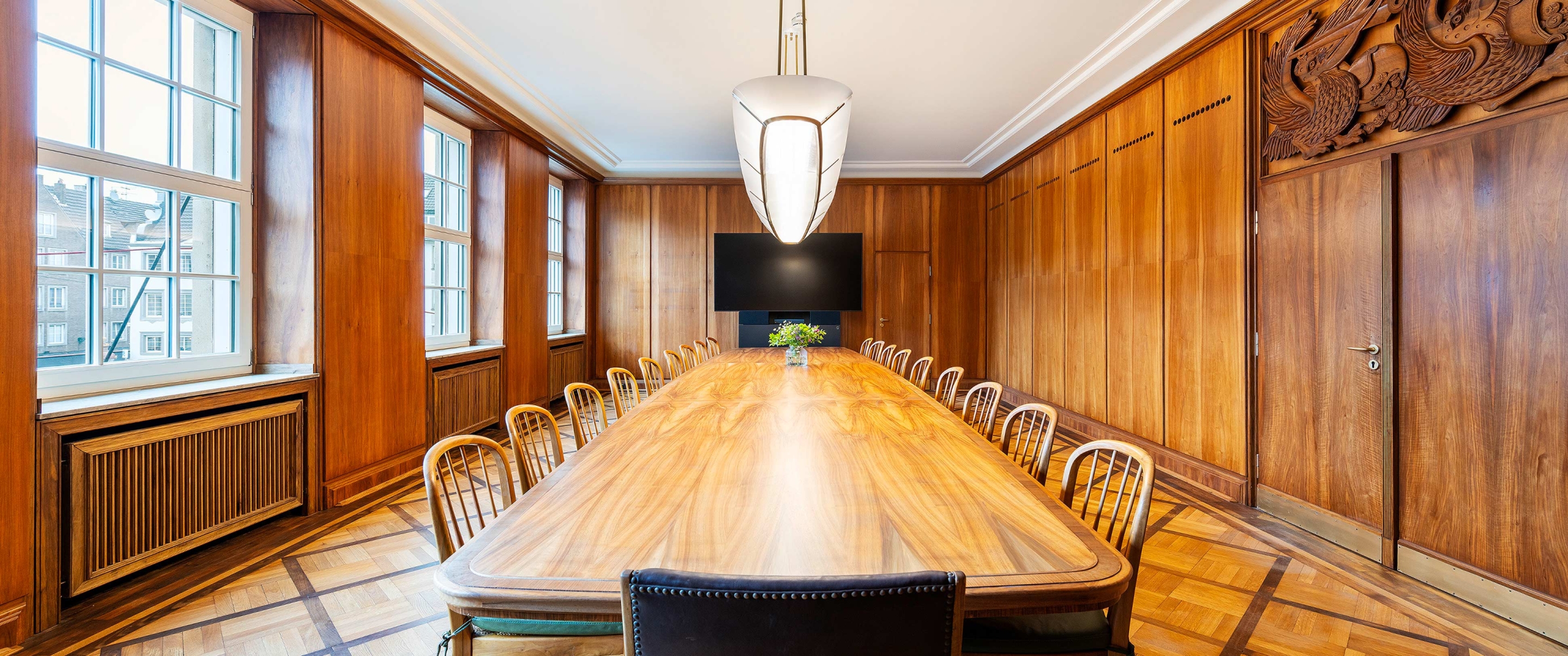 Konferenzraum in der alten Kämmerei des Ganteführer Family Office